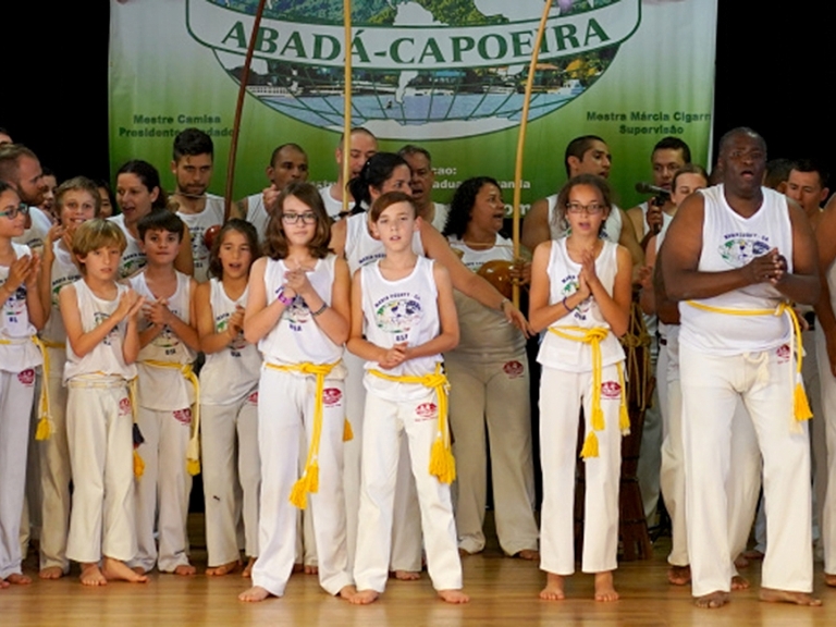 abada-capoeira-marin-slide3